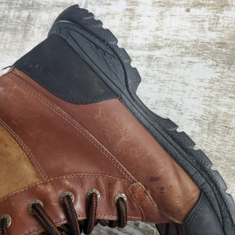 UGG Australia Kids Butte Boots Sz 5 Youth Brown Leather Shearling Waterproof